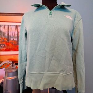 Women's The North Face city standard 1/4 zip, size small, sea foam green color
